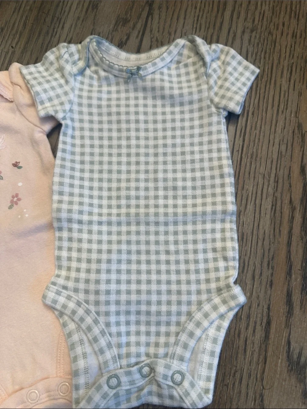 Lot of 5 Carter's Newborn Girl Short Sleeve Bodysuits EUC